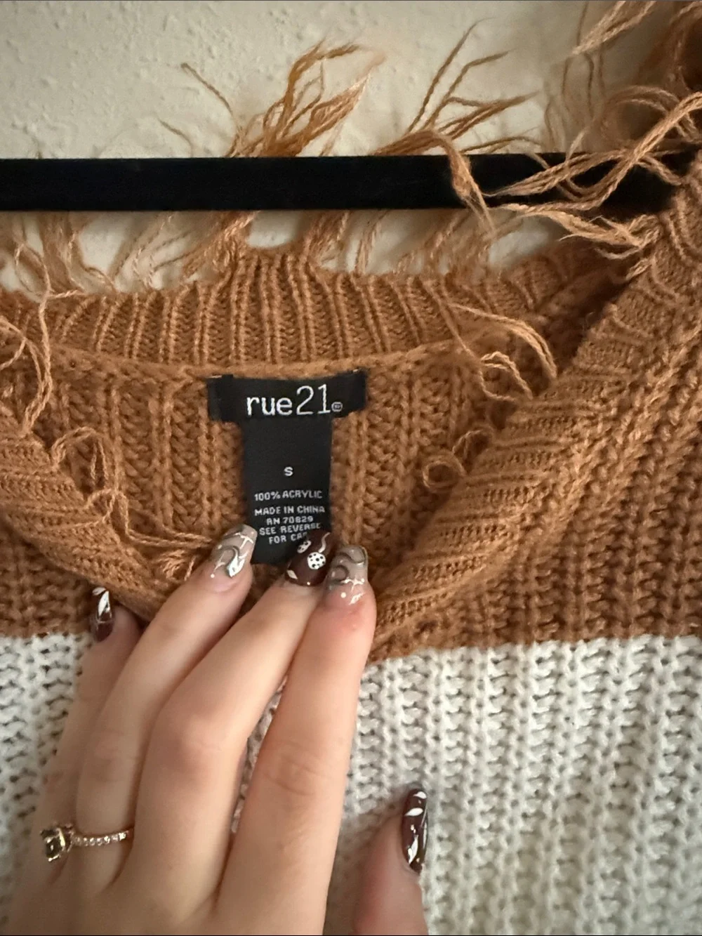 Rue21 cropped knit
